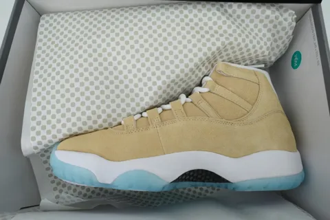 Air Jordan 11 H-Town – photo 8