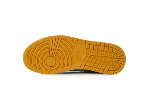 Air Jordan 1 High Best Hand in the Game - Yellow Och – photo 4