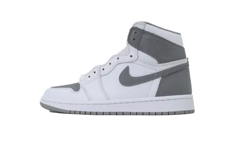 Air Jordan 1 High Stealth