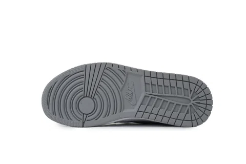 Air Jordan 1 High Stealth – photo 4