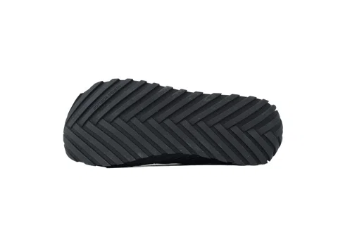 Bottega Veneta Orbit Black Suede – photo 4