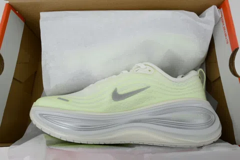 Nike Vomero Plus Barely Volt – photo 8