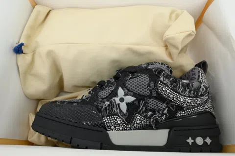 Louis Vuitton Skate Black Crystal – photo 8