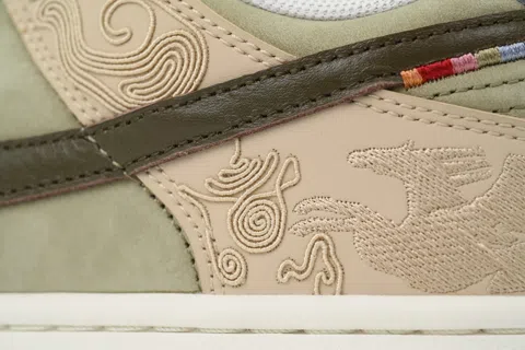Nike SB Dunk Low Beige/Brown – photo 5