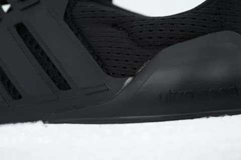 adidas Ultraboost 1.0 Double Black – photo 5