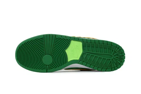 Nike SB Dunk Low s x Nike Dunk Low SB – photo 4