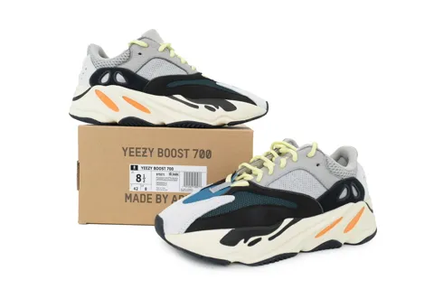 Yeezy Boost 700 Wave Runner – photo 7