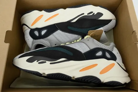 Yeezy Boost 700 Wave Runner – photo 8