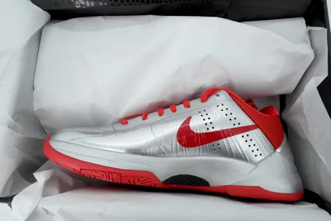 Caitlin Clark x Nike Kobe 6 Rookie of the Year – photo 8