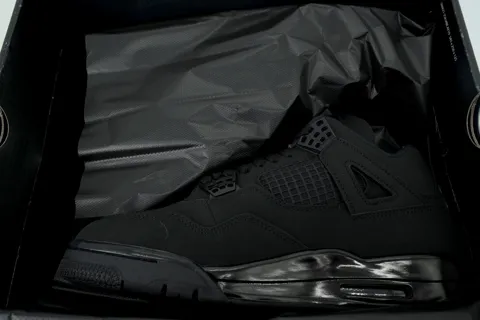 Air Jordan 4 Black Cat – photo 8