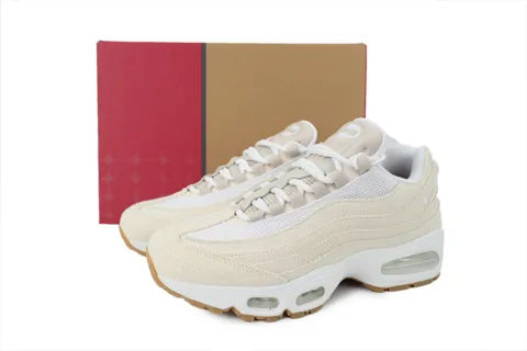 Undefeated x Nike Air Max 95 Off-White – photo 7