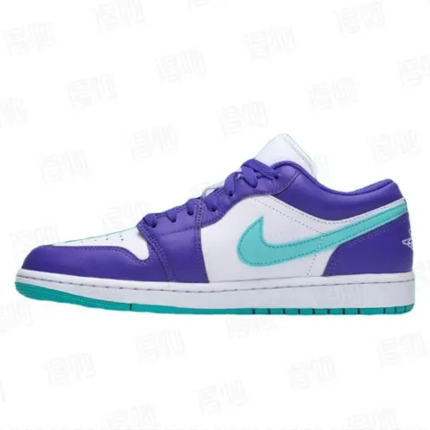 Air Jordan 1 Low Hornets