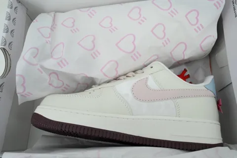 Nike Air Force 1 Low Valentine – photo 8