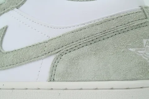 Air Jordan 1 Low Seafoam – photo 5