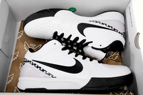 Nike Kobe 4 Mambacita – photo 10