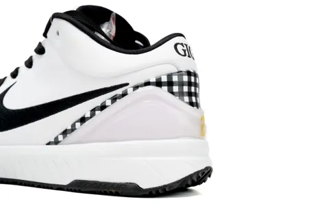 Nike Kobe 4 Mambacita – photo 7