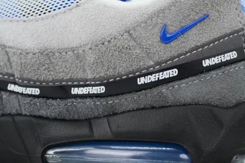 Undefeated x Nike Air Max 95 Concord – photo 5