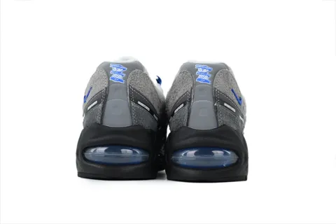 Undefeated x Nike Air Max 95 Concord – photo 3