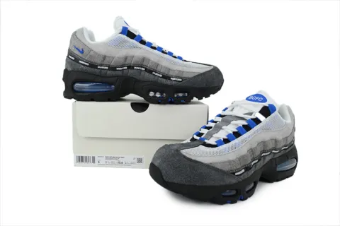 Undefeated x Nike Air Max 95 Concord – photo 7