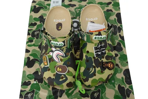 BAPE x Crocs Classic Clog ABC Camo - green – photo 8