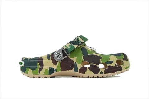 BAPE x Crocs Classic Clog ABC Camo - green – photo 4