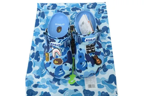 BAPE x Crocs Classic Clog ABC Camo - blue – photo 5