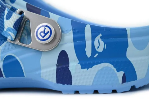 BAPE x Crocs Classic Clog ABC Camo - blue – photo 8