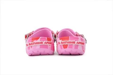 BAPE x Crocs Classic Clog ABC Camo - pink – photo 6
