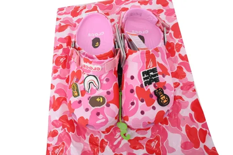 BAPE x Crocs Classic Clog ABC Camo - pink – photo 5
