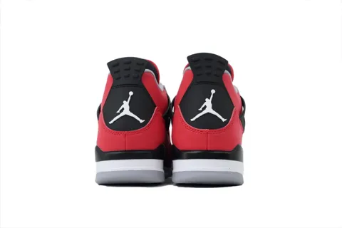 Air Jordan 4 Toro Bravo – photo 3