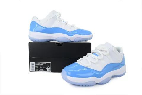 Air Jordan 11 Low Unc – photo 7