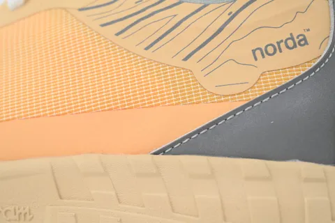 Norda 001 Light Orange – photo 5