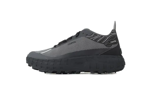 Norda 001 Charcoal