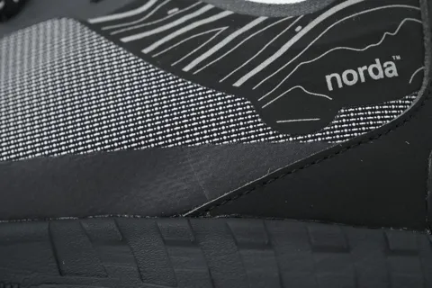 Norda 001 Charcoal – photo 5