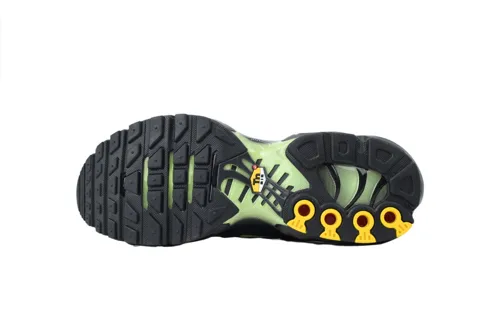 Nike Air Max Plus Black/Electric Green – photo 4