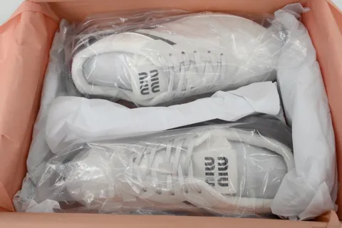 Miu Miu Gymnasium White Burgundy – photo 8
