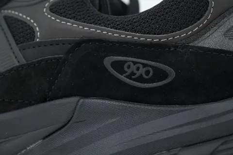 New Balance 990v6 Triple Black – photo 5