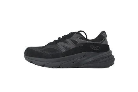 New Balance 990v6 Triple Black