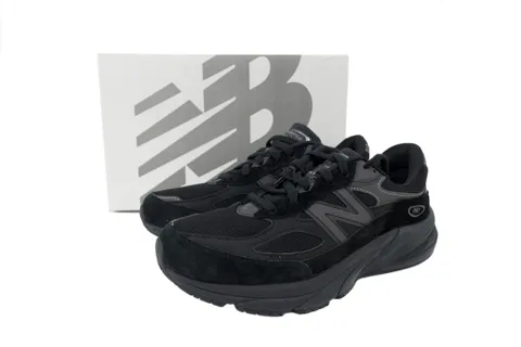New Balance 990v6 Triple Black – photo 6
