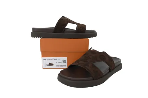 Louis Vuitton Oasis Mule Coffee Embossed – photo 8