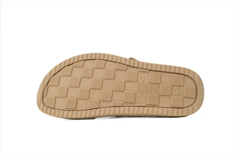 Louis Vuitton Slides Sand – photo 3