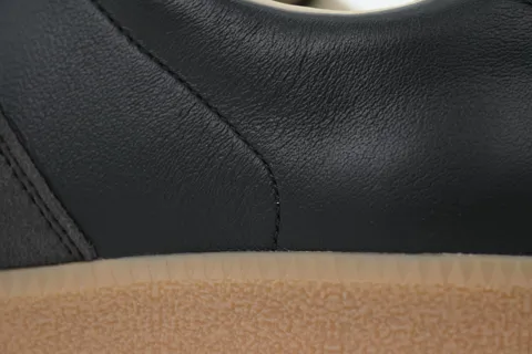 Maison Margiela Replica GAT Black/Grey – photo 5