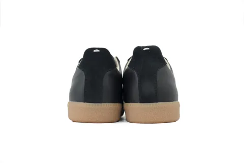 Maison Margiela Replica GAT Black/Gum – photo 3