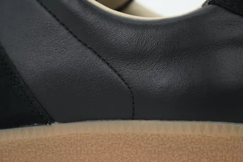 Maison Margiela Replica GAT Black/Gum – photo 5