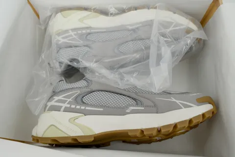 Louis Vuitton Runner Tatic Grey – photo 8
