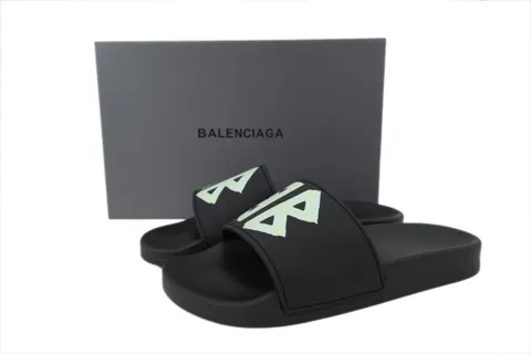 Balenciaga Pool Slide Logo Print – photo 6