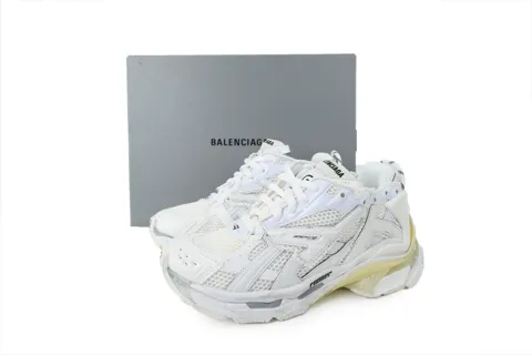 Balenciaga Runner Triple White – photo 6