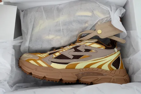Off-White Be Right Back Brown – photo 8