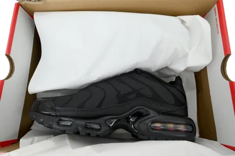 Nike Air Max Plus Triple Black – photo 8