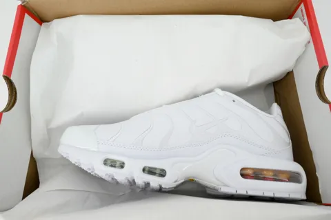 Nike Air Max Plus Triple White – photo 8